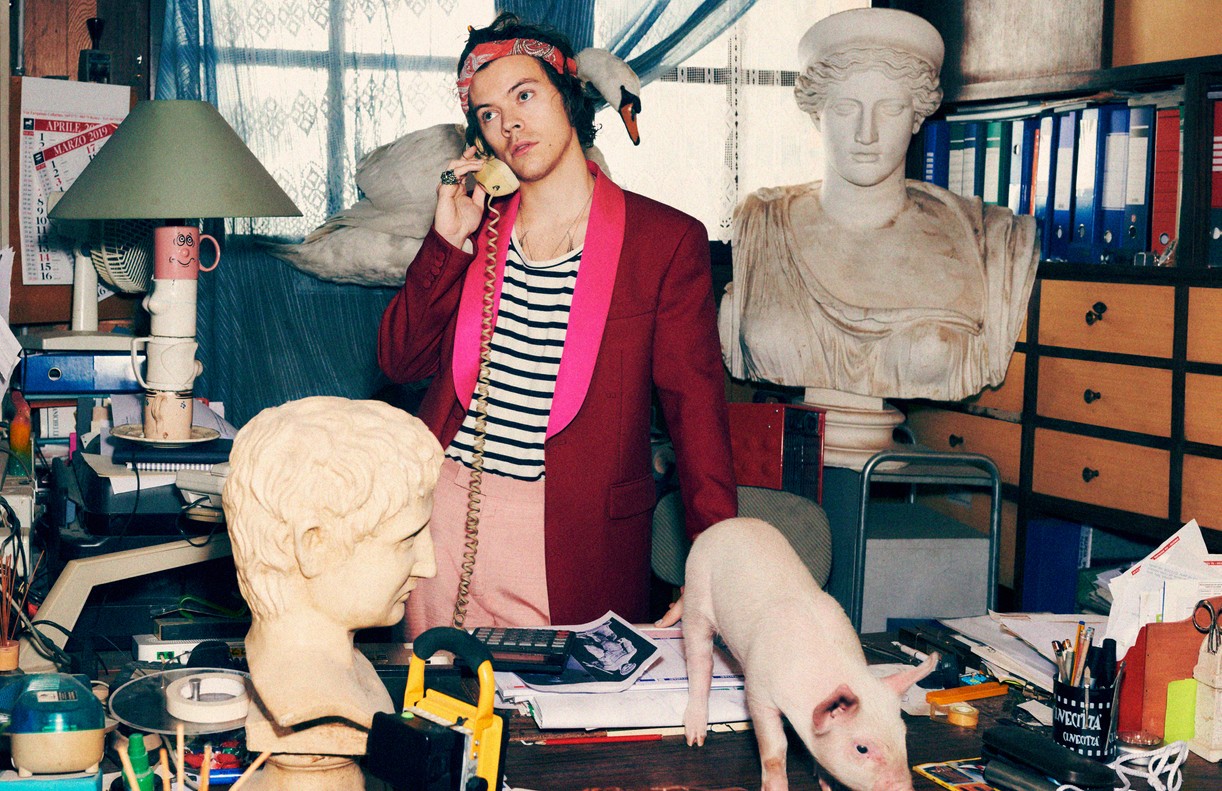 harry style gucci tailoring campaign 04