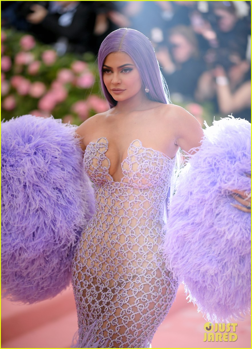 kendall kylie jenner jaw dropping looks met gala 19