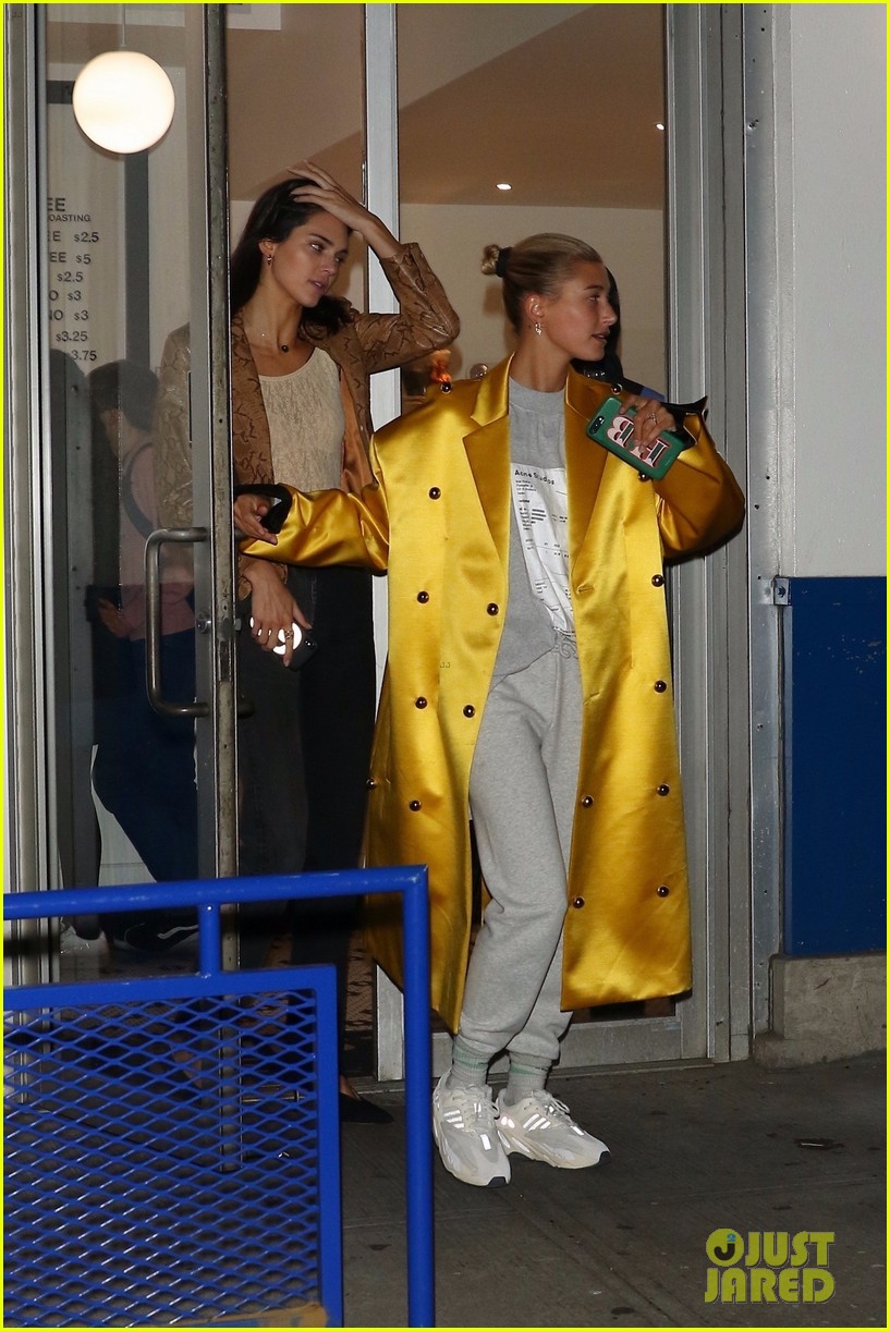 kendall jenner hailey bieber meet up for ice cream in nyc 01