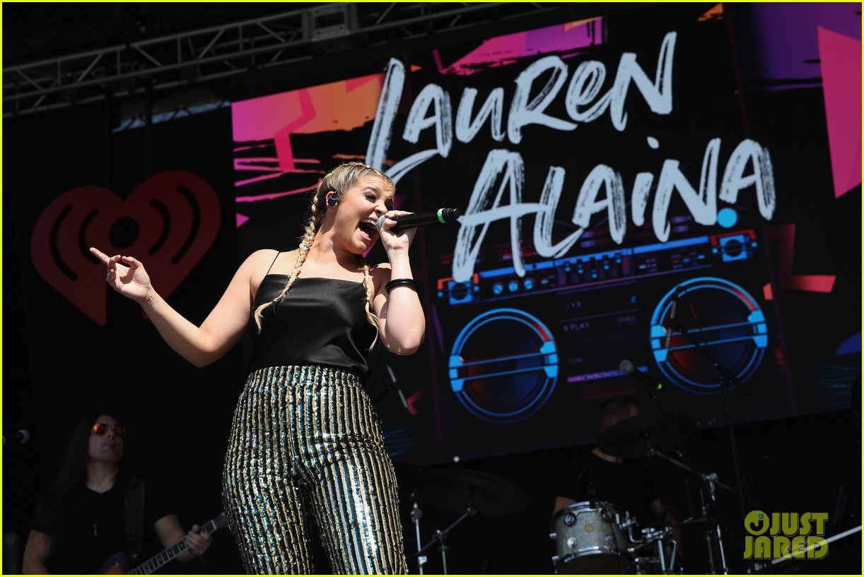 lauren alaina takes the stage at iheartcountry music festival 08