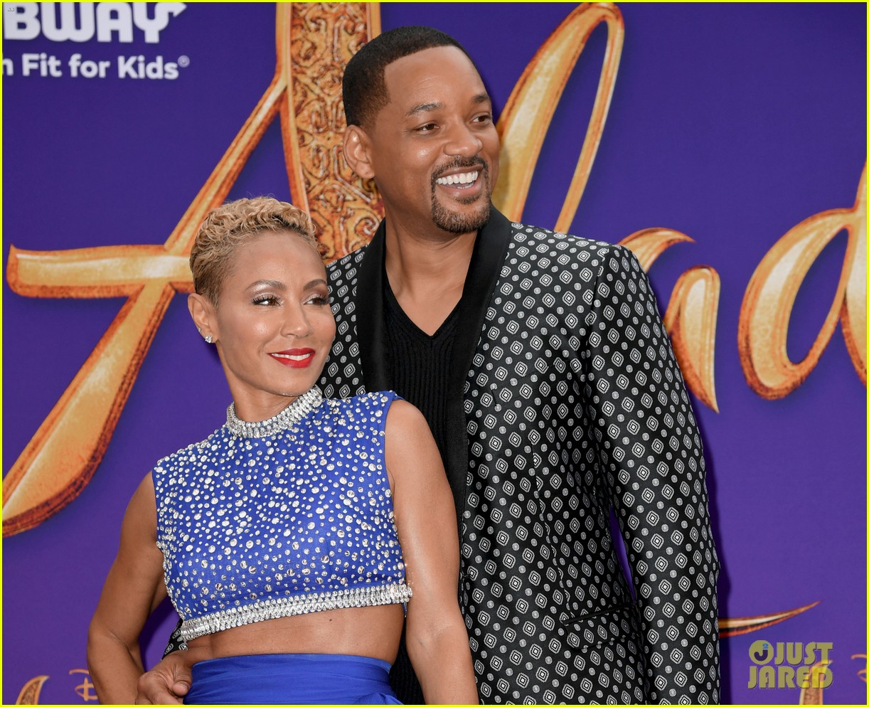 will smith is joined by his family at aladdin premiere 14