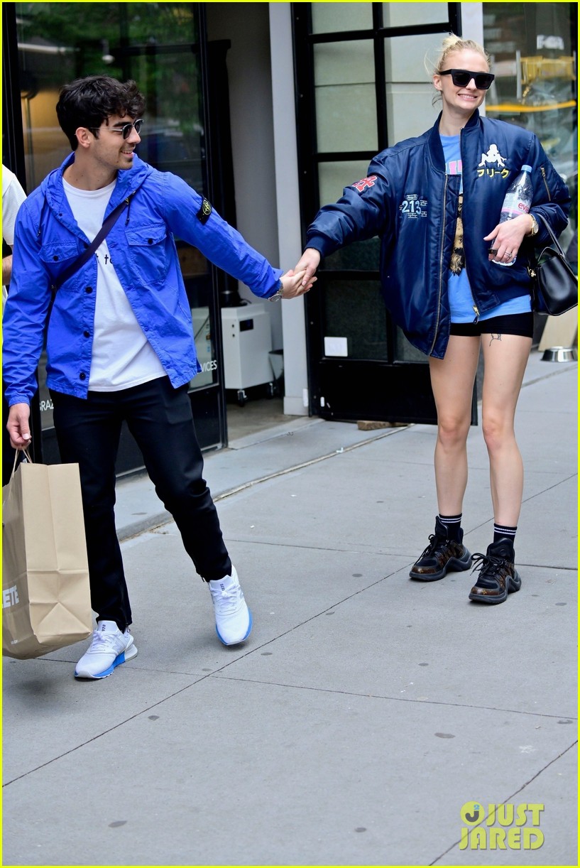 sophie turner does a kick while out with joe jonas in nyc 03