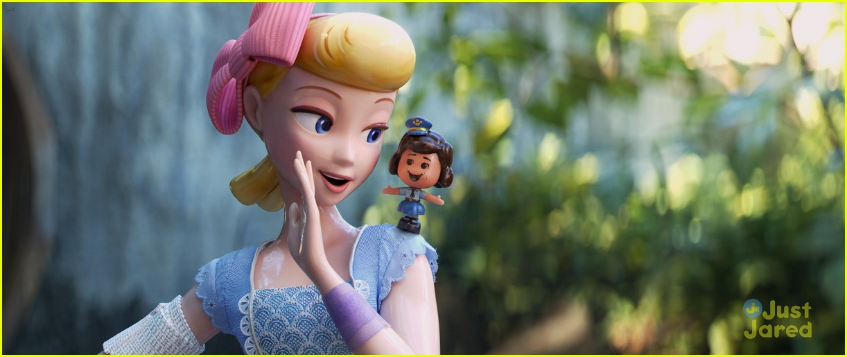 ally maki toy story 4 land role interview 05