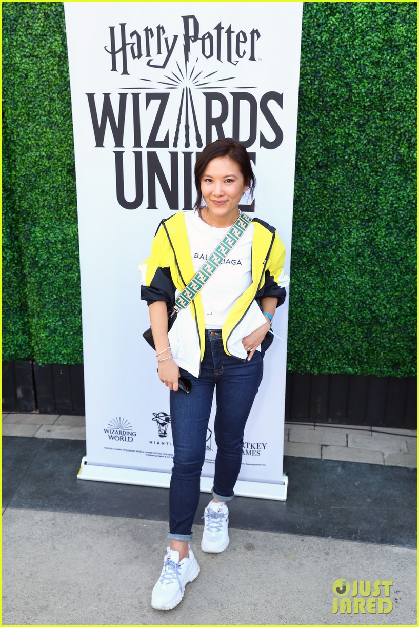 ally maki attends harry potter wizards unite event with fiance travis atreo 02