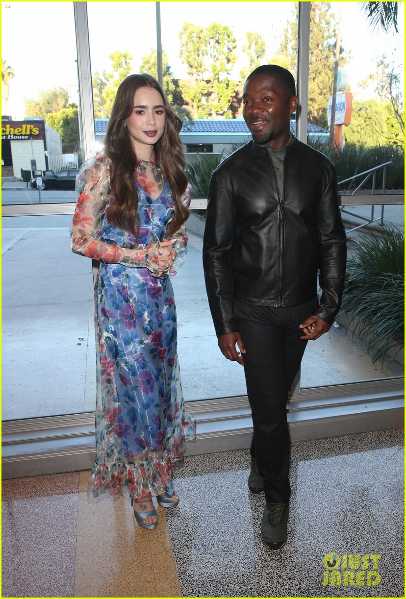 lily collins les mis photo call 44