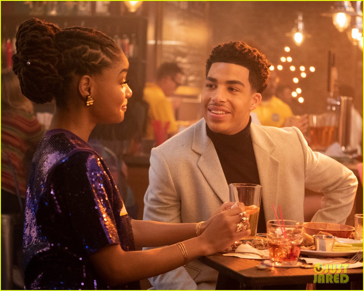 zoey brings brother junior as wingman during friend drama on grownish 02