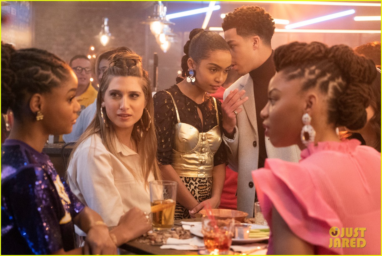 zoey brings brother junior as wingman during friend drama on grownish 03