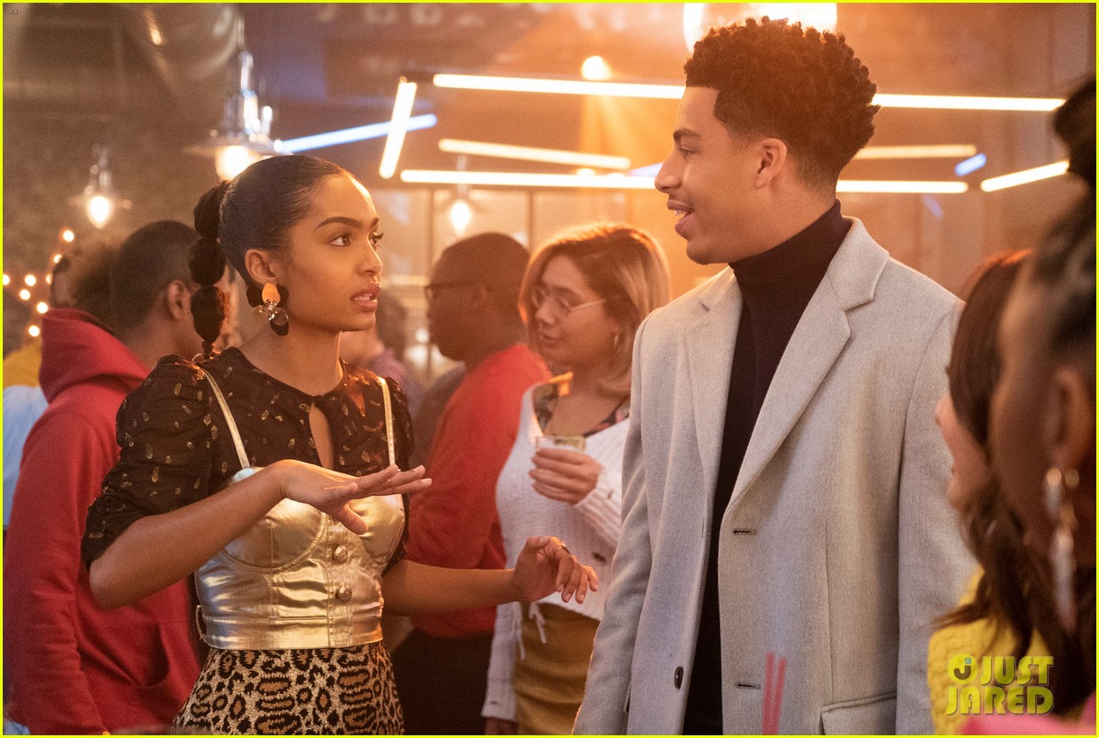 zoey brings brother junior as wingman during friend drama on grownish 07