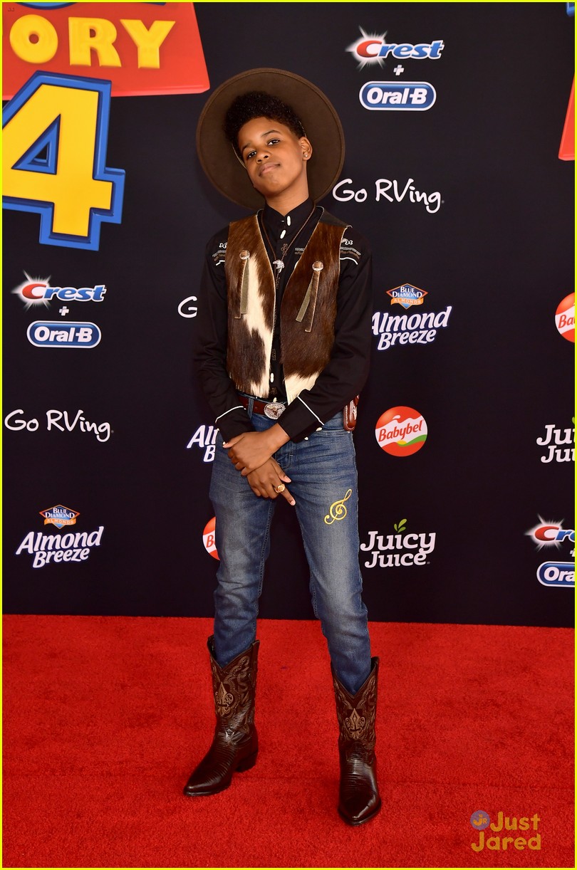 jd mccrary christin simon toy story themed looks premiere 30