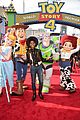 jd mccrary christin simon toy story themed looks premiere 08