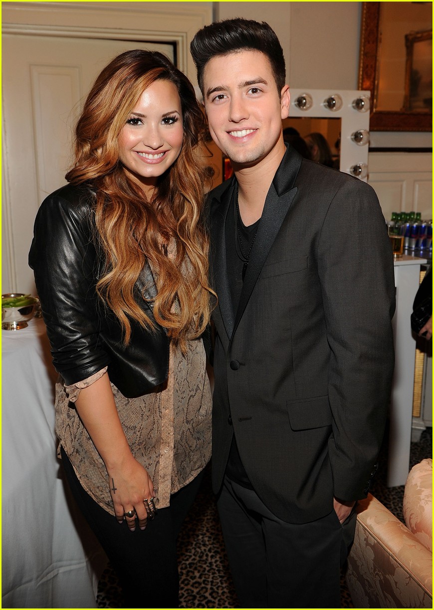 demi lovato logan henderson watch the bachelor together 01