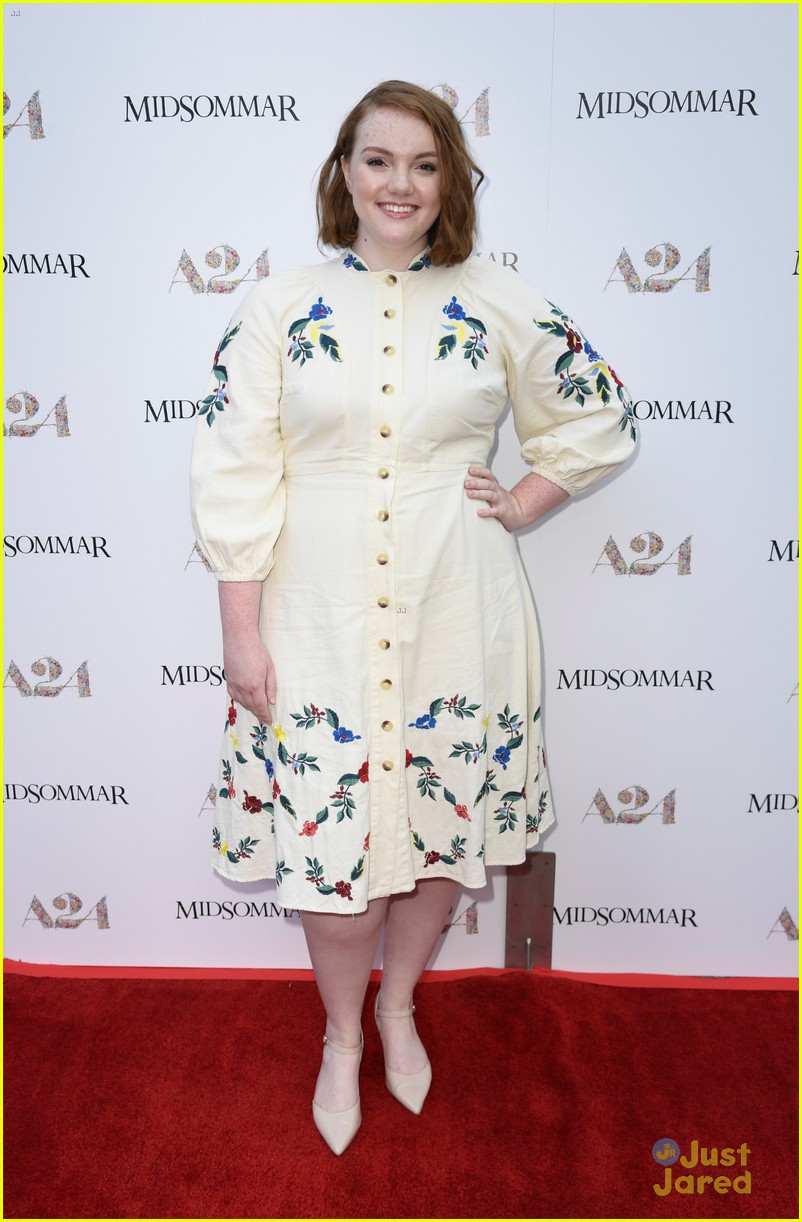 shannon purser midsommer fostering dogs 02