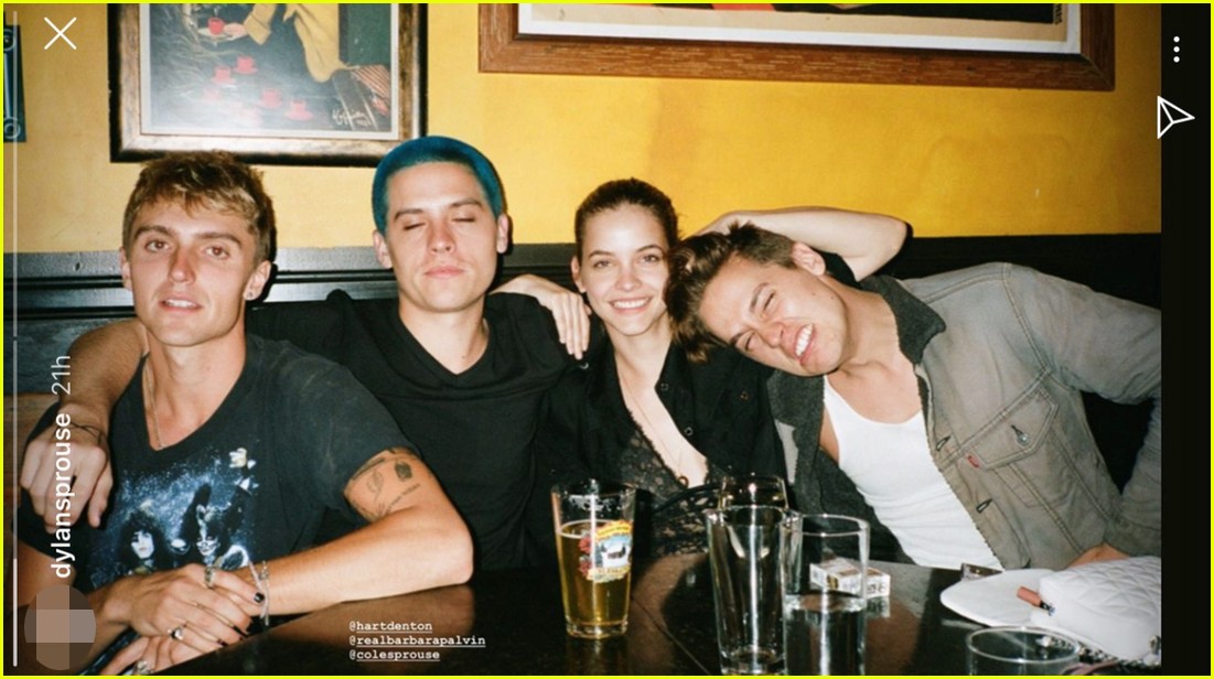 dylan sprouse dyes his hair bright blue 01