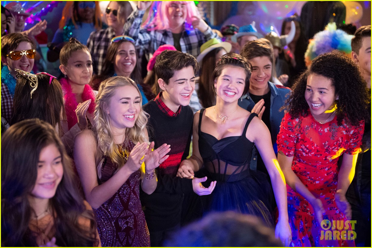 andi mack cast party in series finale see the pics 02