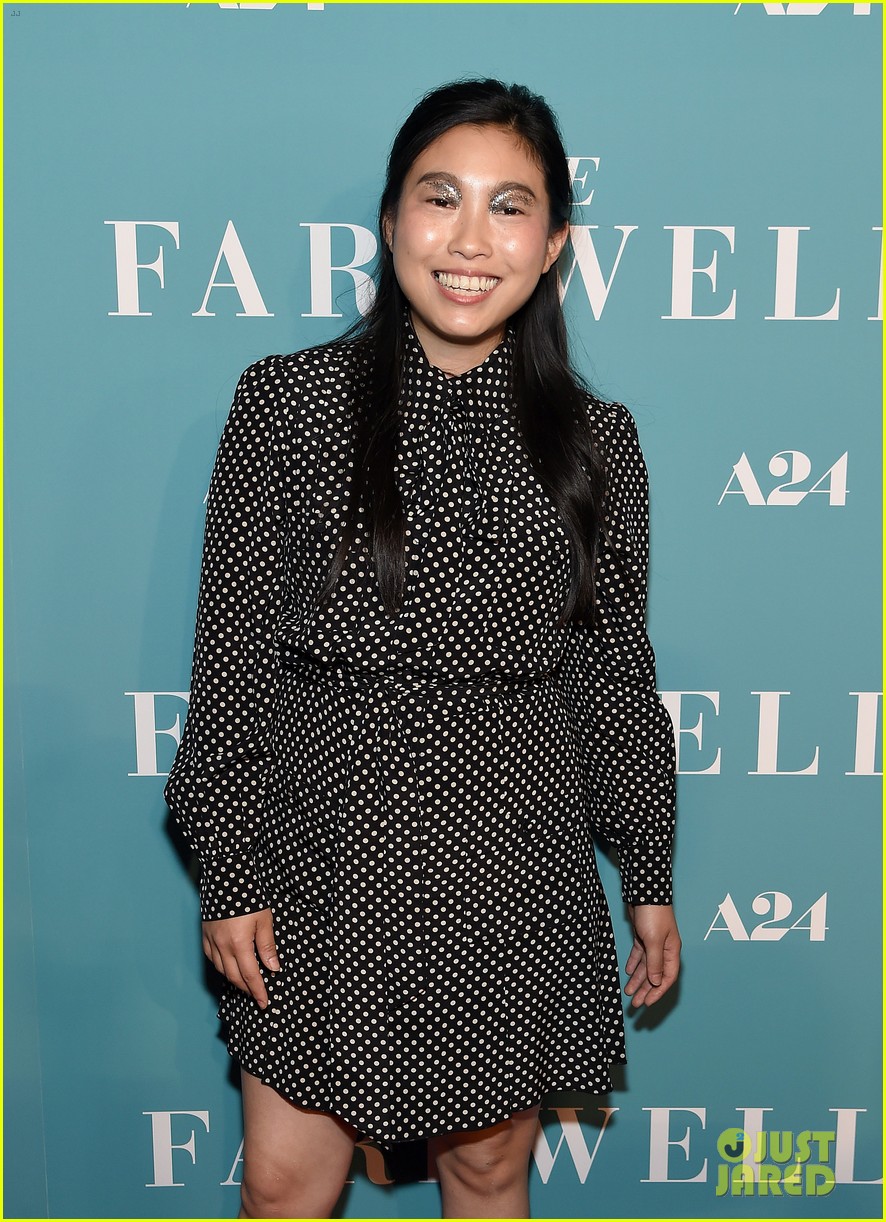 awkwafina dylan sprouse the farewell screening 08
