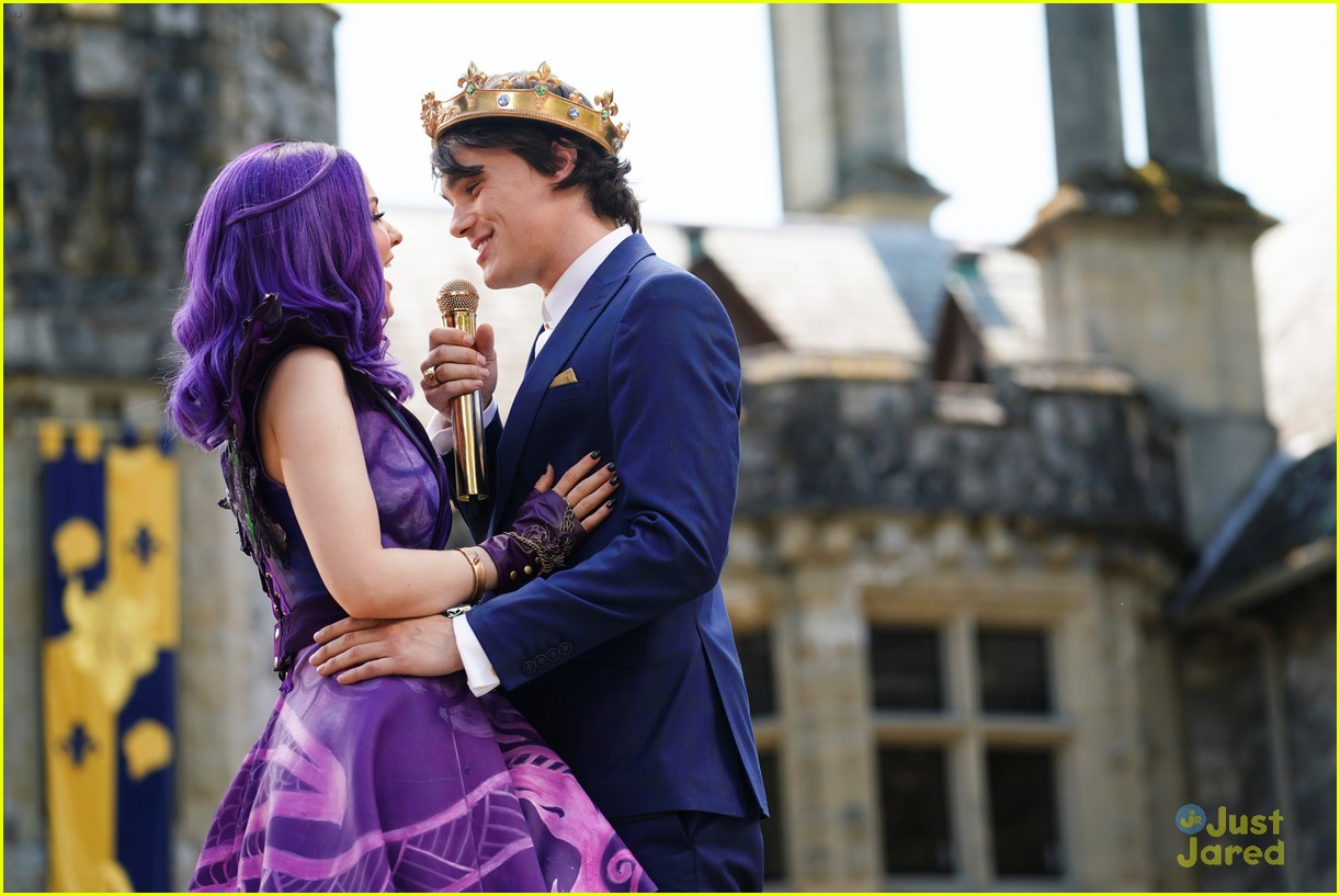 descendants 3 new gallery pics see them all 04