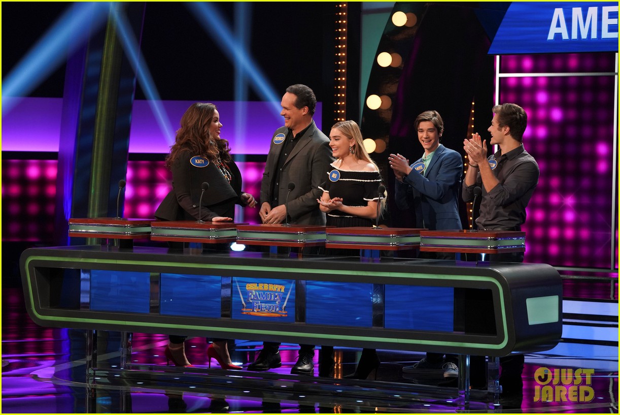 descendant cast takes on american housewife cast family feud 14