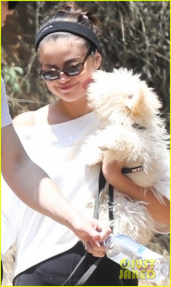 selena gomez goes for a hike with new puppy friends 04