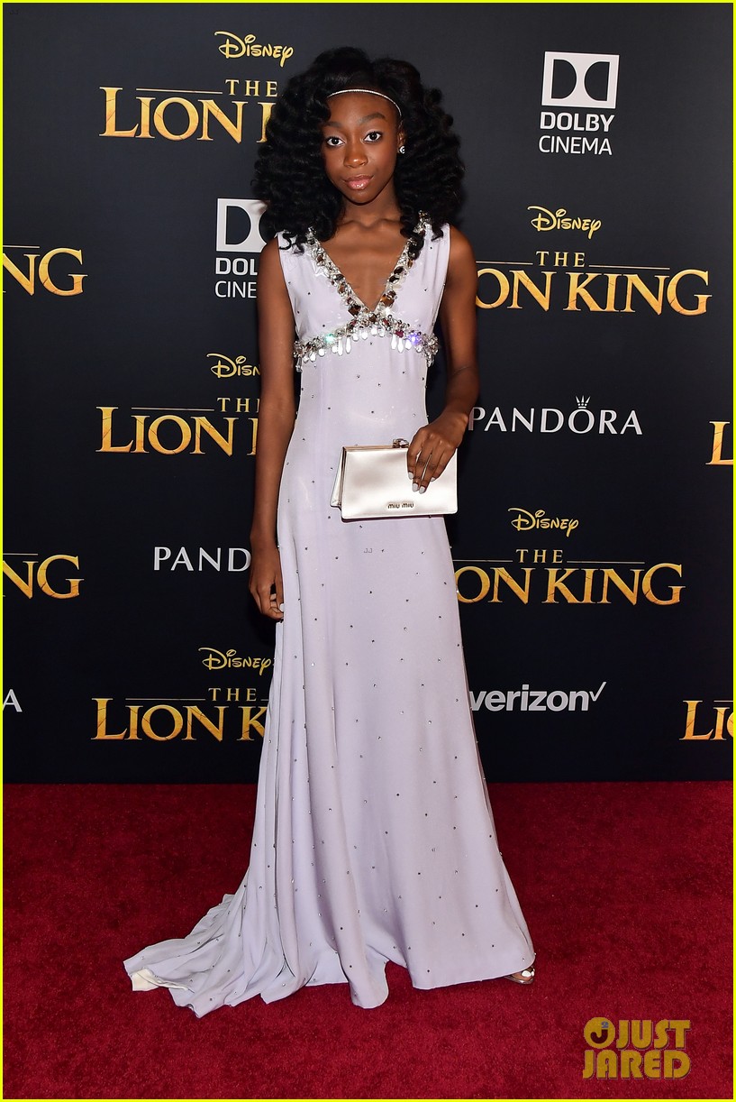jd mccrary shahidi wright joseph arrive in style for the lion king premiere 02