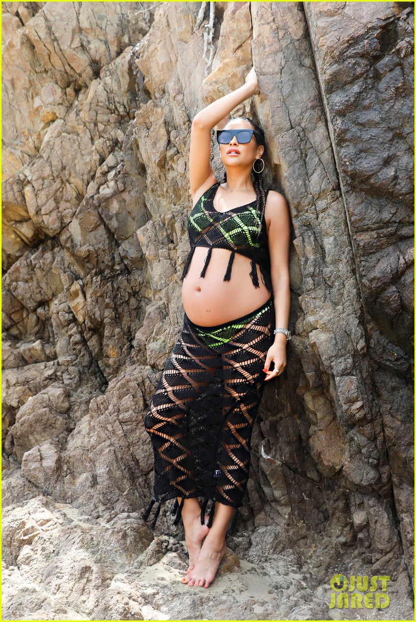 shay mitchell more confident with baby bump 02