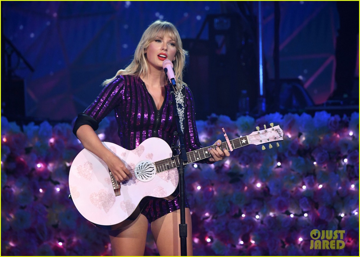 taylor swift amazon prime day concert 11