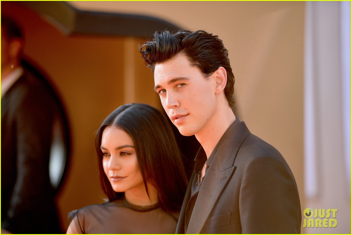 vanessa hudgens austin butler couple up once upon a time hollywood premiere 14