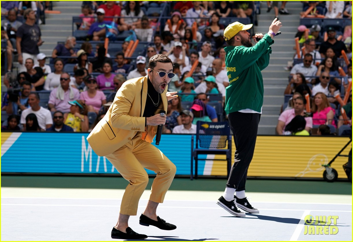 meg donnelly austin mahone hit the stage for arthur ashe kids day 10
