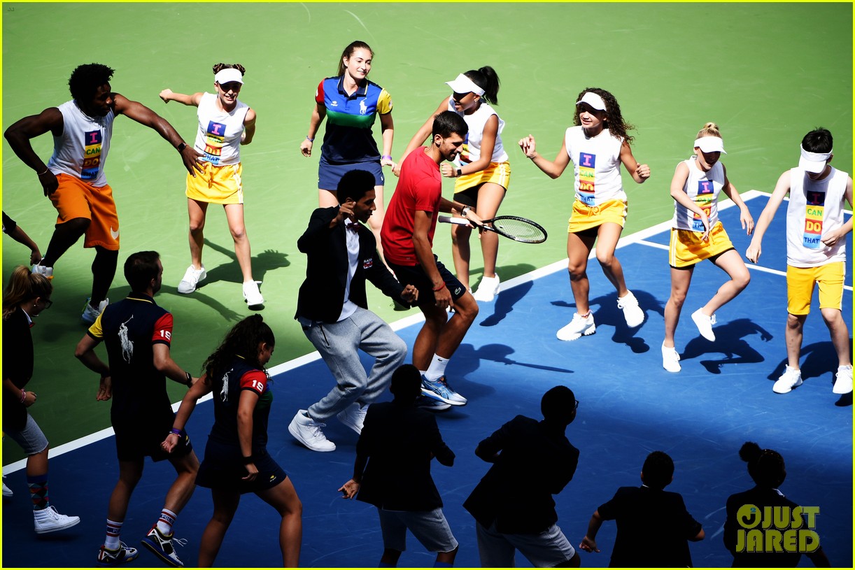 meg donnelly austin mahone hit the stage for arthur ashe kids day 14