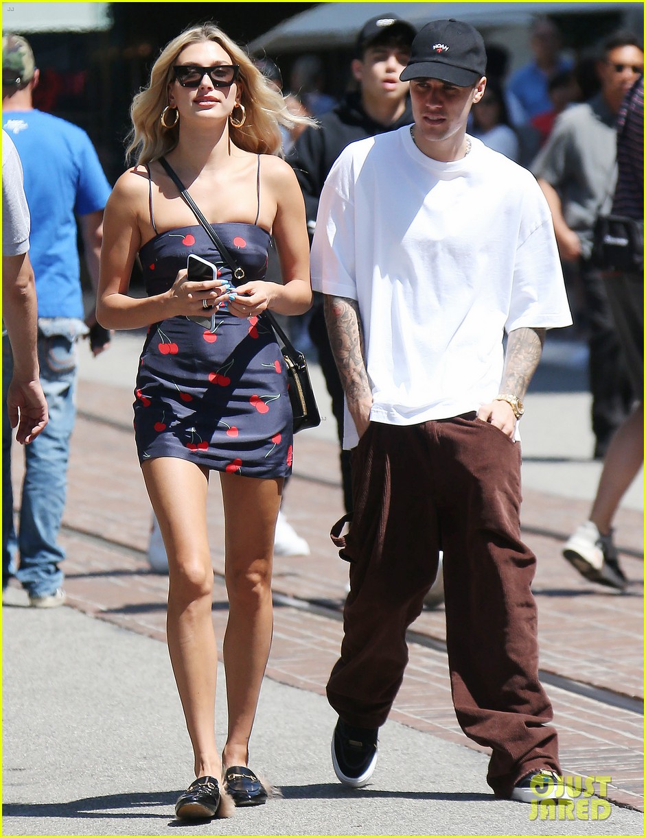 hailey justin bieber spend the afternoon at the grove 01