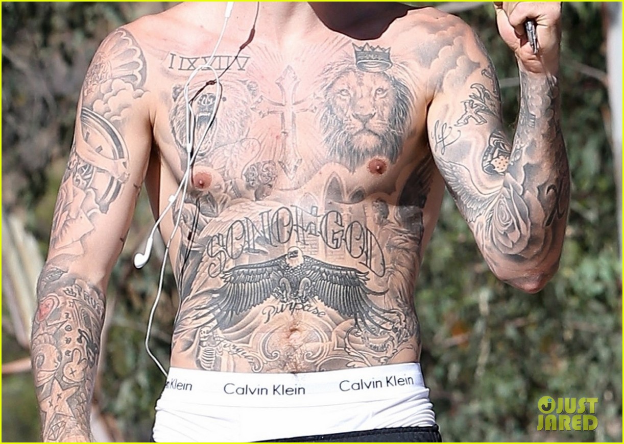 justin bieber goes on shirtless hike after showing off his new cat sushi 08
