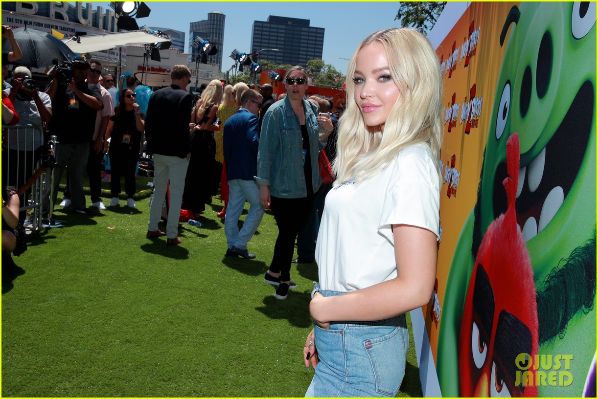 dove cameron makes a statement with her angry birds movie 2 premiere outfit 01