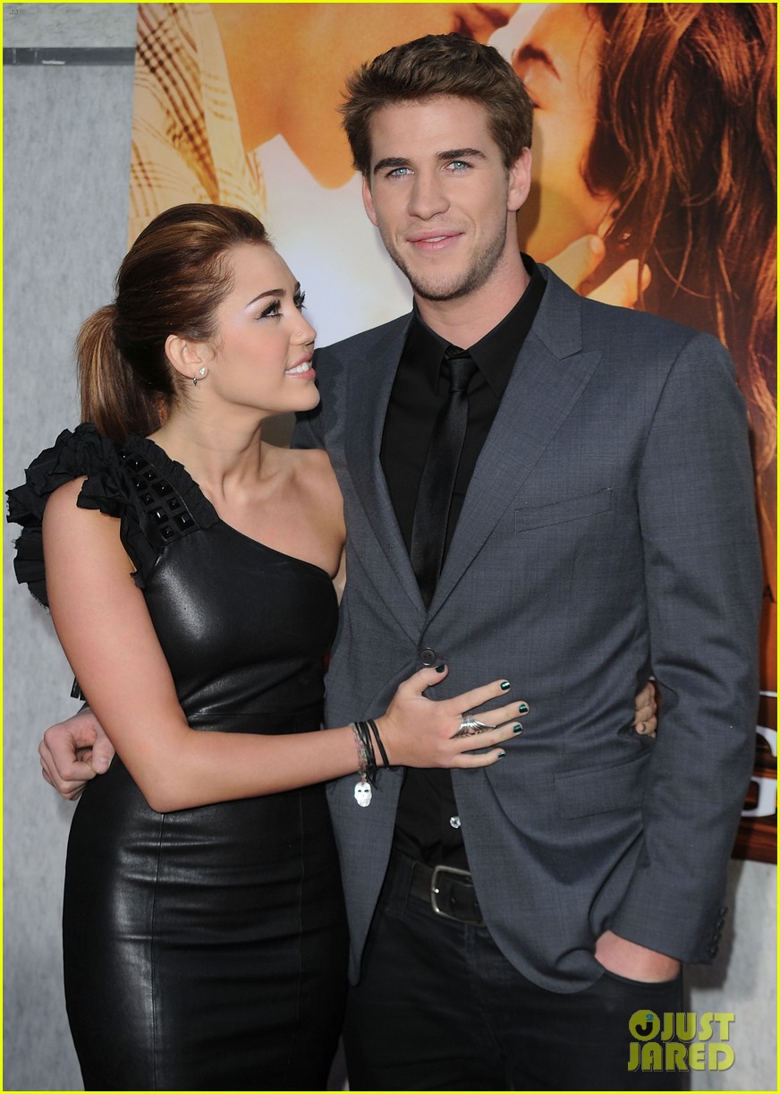 Miley Cyrus And Liam Hemsworth Separate After 8 Months Of Marriage Photo 1252876 Photo Gallery