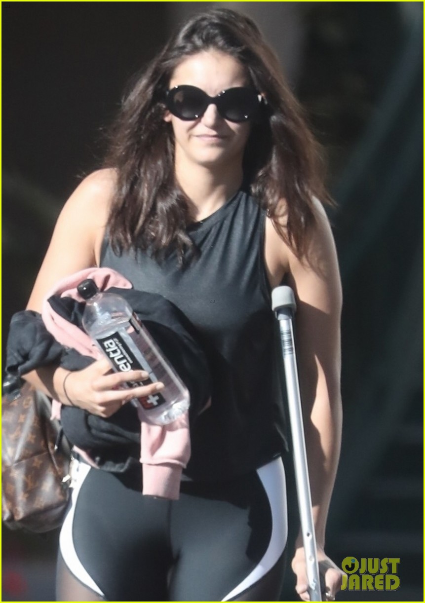 nina dobrev steps out on crutches after injuring her foot 02