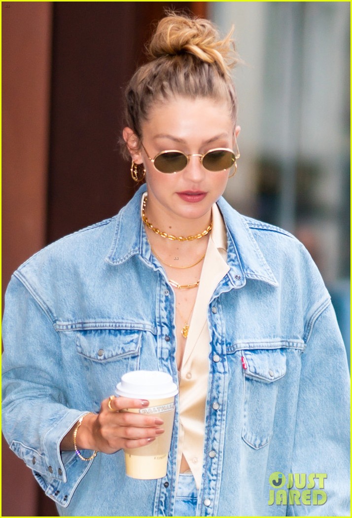 Gigi hadid cheap ray ban sunglasses