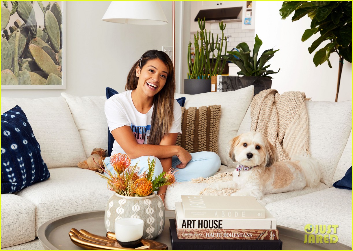 gina rodriguez retail pics bbb dogs 06