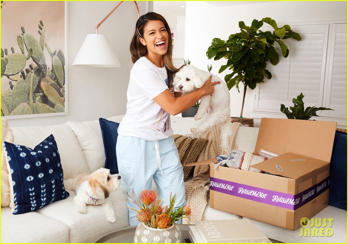gina rodriguez retail pics bbb dogs 10