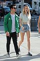 jonas brothers day off sophie turner joins for lunch 01