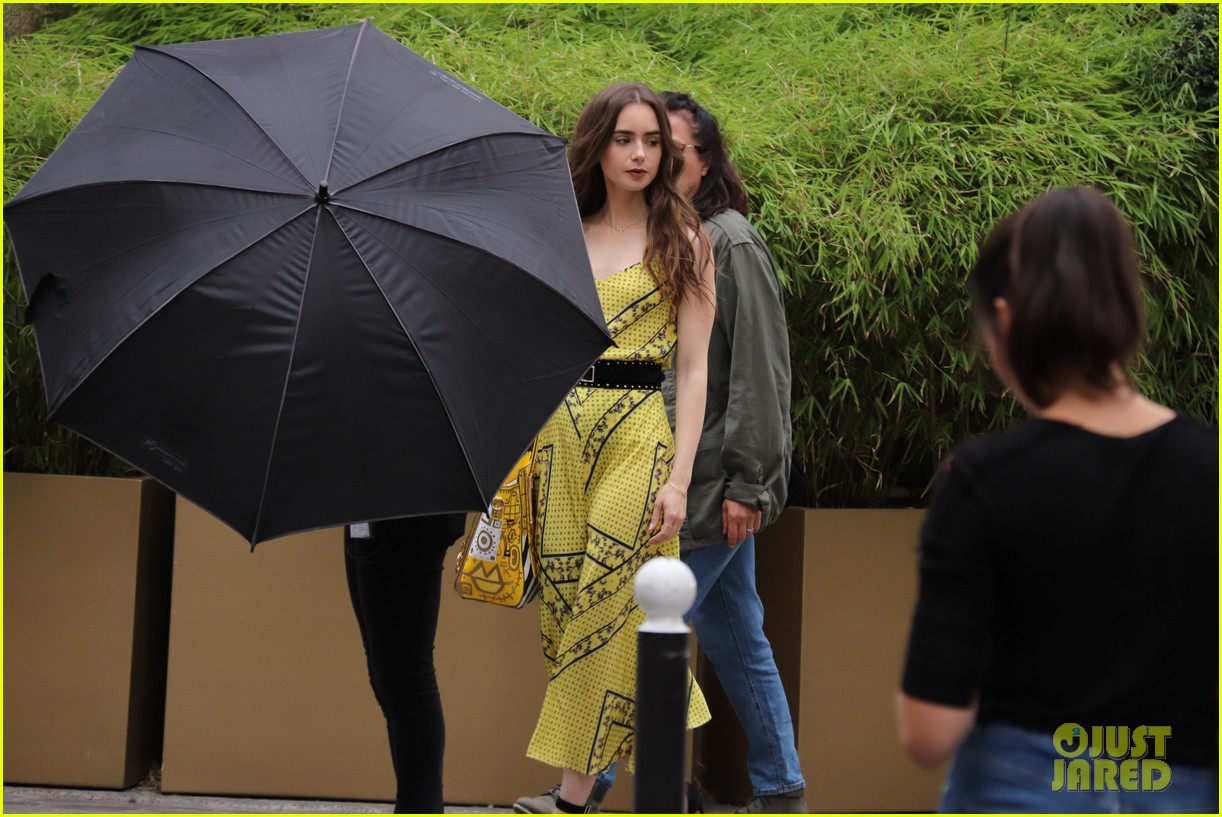 lily collins checked look new scene emily paris 02