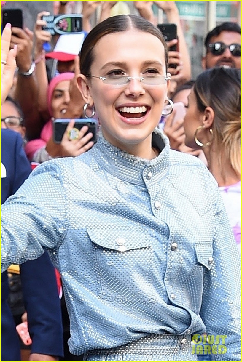 millie bobby brown causes fan frenzy at florence by mills pop up 02