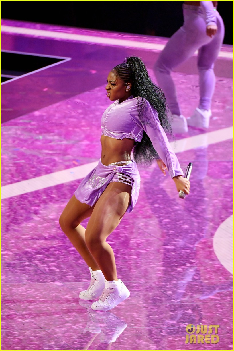 normani wows the crowd dance moves motivation mtv vmas 11