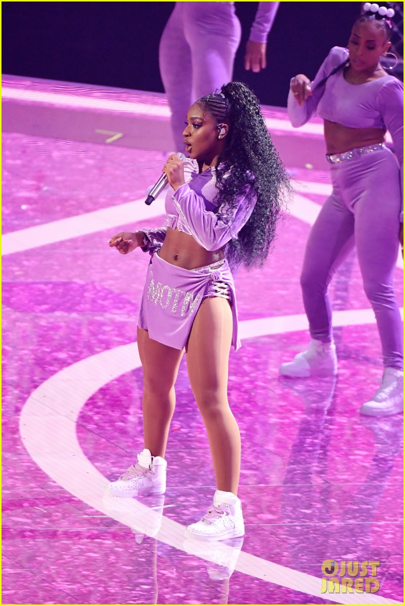 normani wows the crowd dance moves motivation mtv vmas 12
