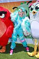 jojo siwa covered in feathers angry birds movie 2 premiere 07