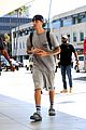 justin bieber wears all gray with crocs while running errands 07