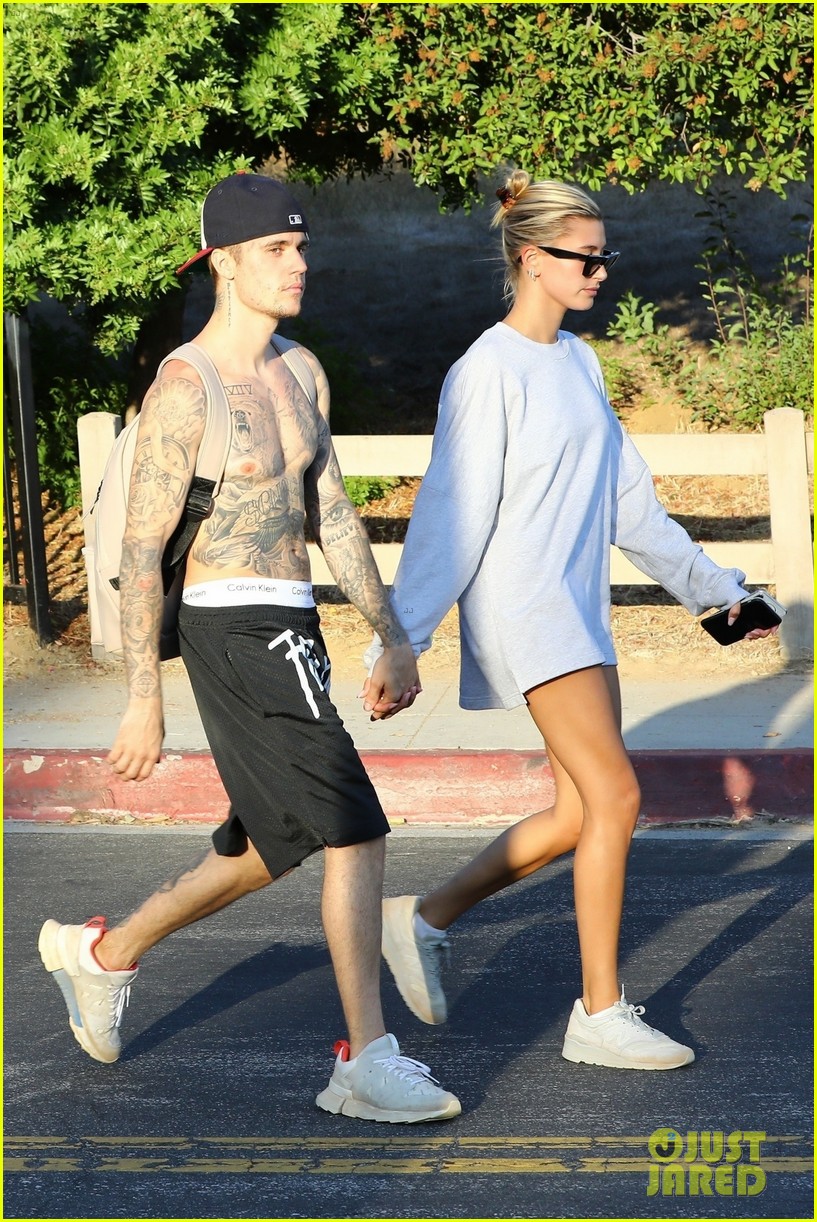 justin bieber shows off tattoos on shirtless hike with hailey 03
