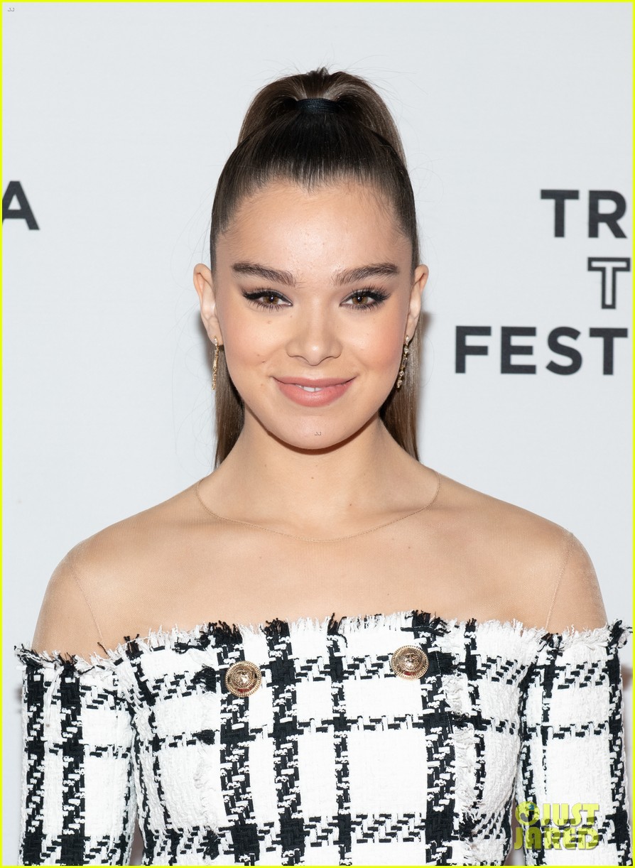 hailee steinfeld announces new song from dickinson out this week 10