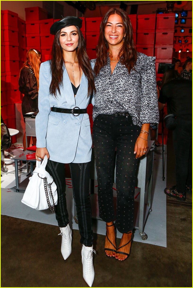 victoria justice sofia richie step out in style for rebeca minkoff fashion show 11