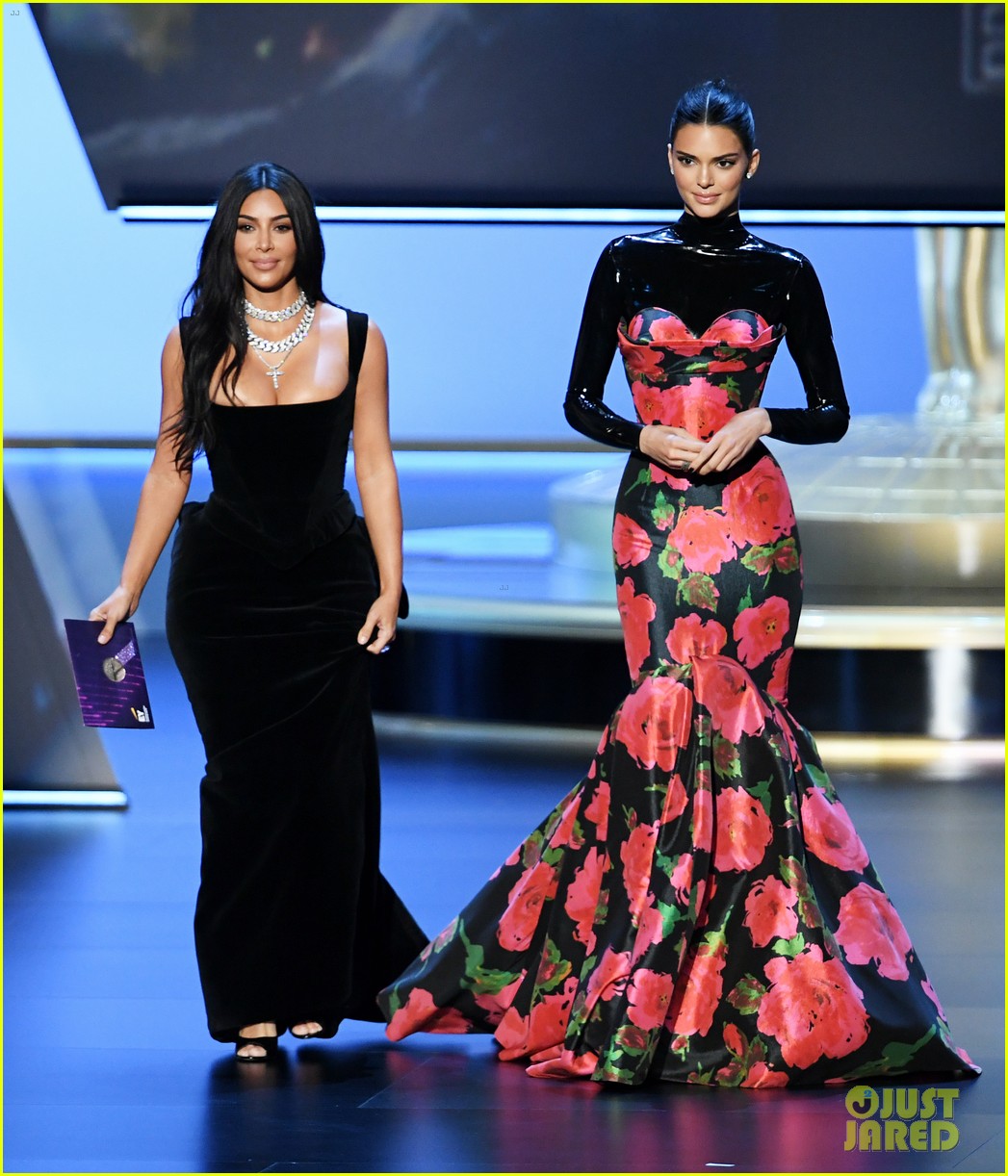 heres why kylie jenner skipped emmys 2019 01