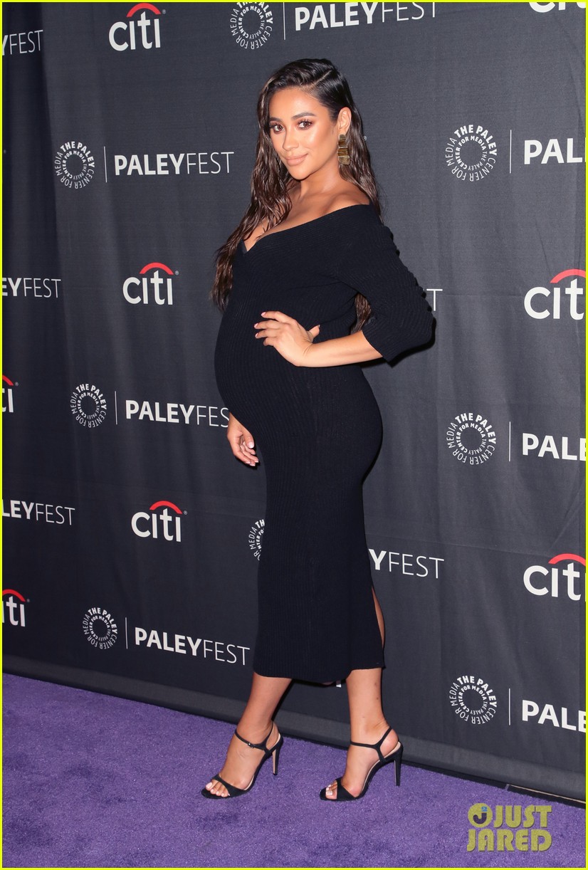 shay mitchell dollface cast at paley 07