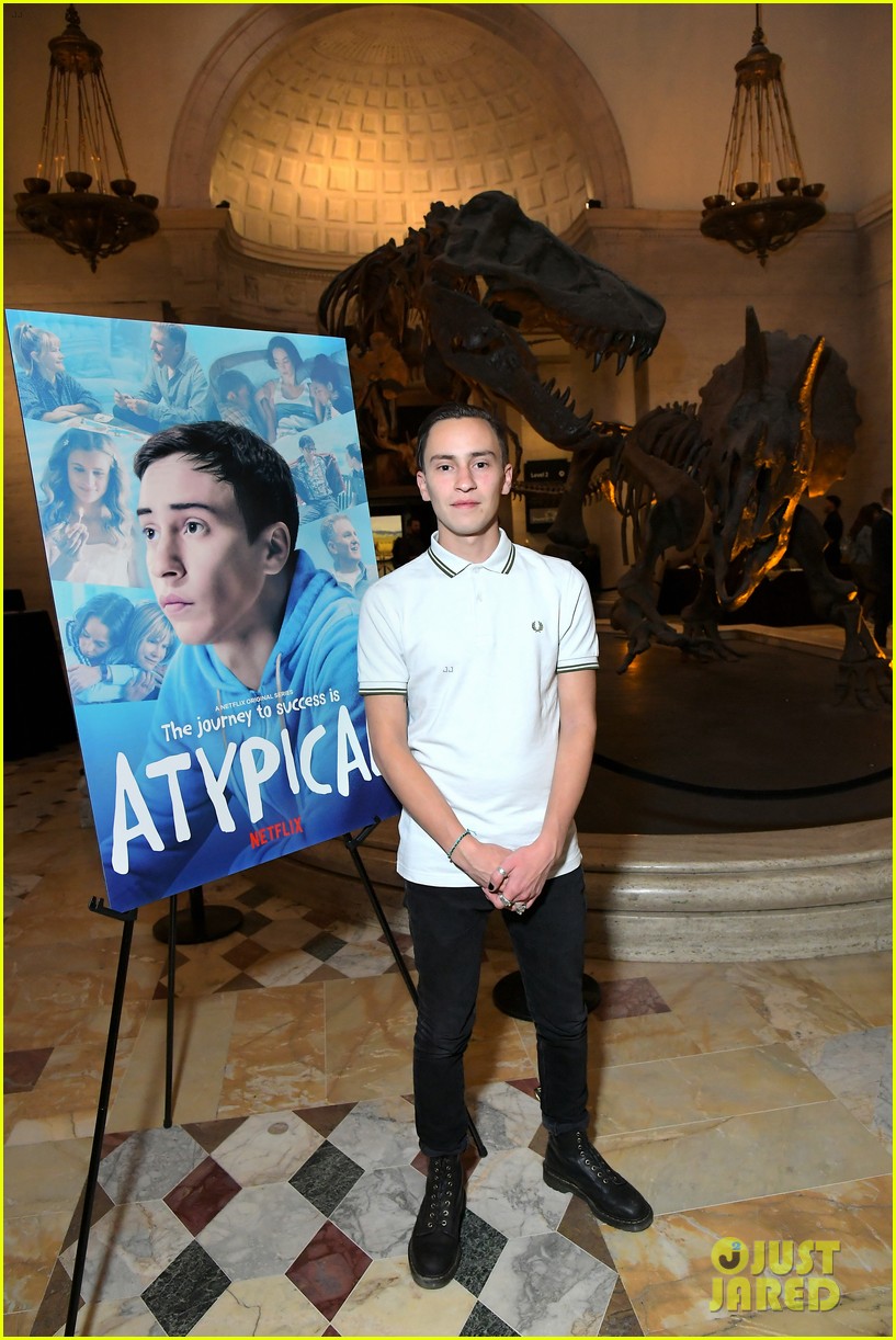 fivel stewart chats up season 3 of atypical at special screening 01
