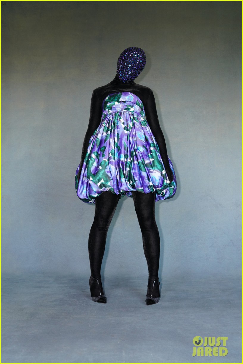 joey king wears masks with richard quinn outfit in elle bts pics 17
